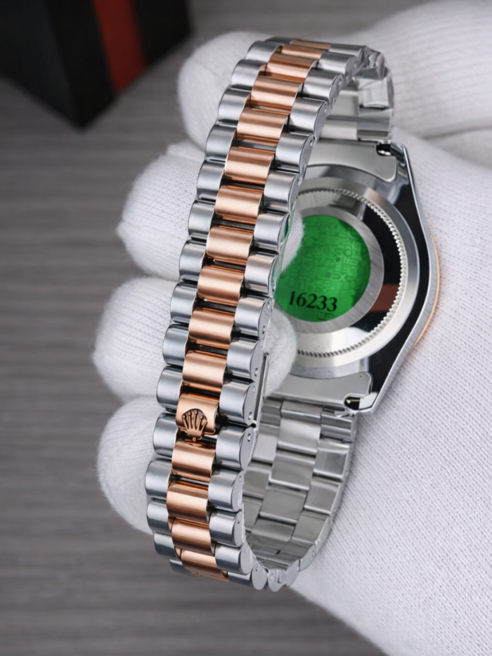 Rolex Mens Clean Dial Watch - Image 2